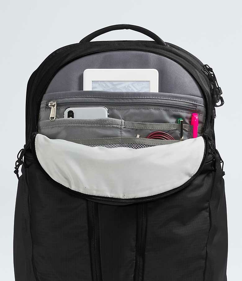 The North Face Surge NF0A52SG4HF1 Zaino Sportivo Uomo TNF Black in Nylon Ripstop Riciclato con Scomparto per Laptop e Riflettività a 360 Gradi