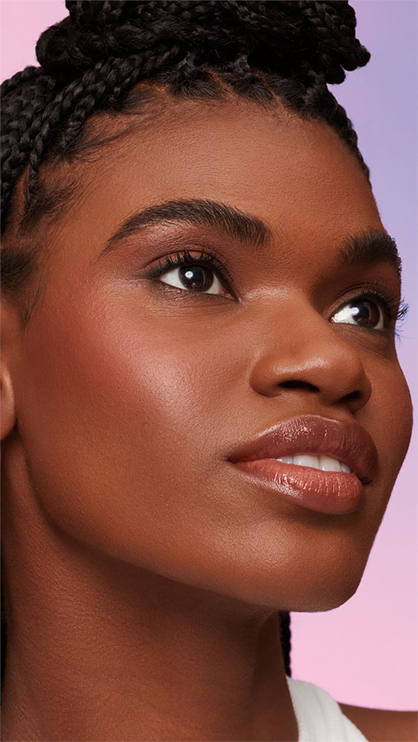 Revlon Illuminance Tinted Serum Fondotinta in Siero 417 Warm Caramel - Triplo Acido Ialuronico, SPF 15, 28 ml