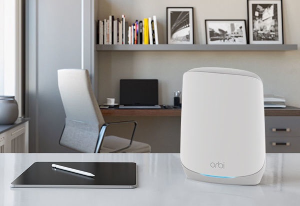NETGEAR Orbi RBK762S Tri-band WiFi Mesh AX5400 - Velocità fino a 5.4 Gbps, Copertura fino a 350 m², Supporta fino a 75 dispositivi