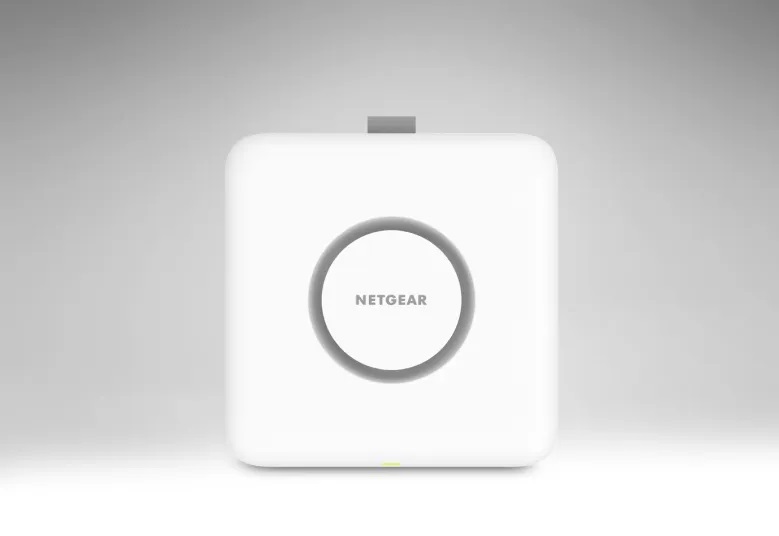 NETGEAR WBE710 Bianco Access Point con Supporto Power over Ethernet (PoE), 2.4/5/6 GHz, 2500 Mbit/s, Sicurezza WPA/WPA2/WPA3