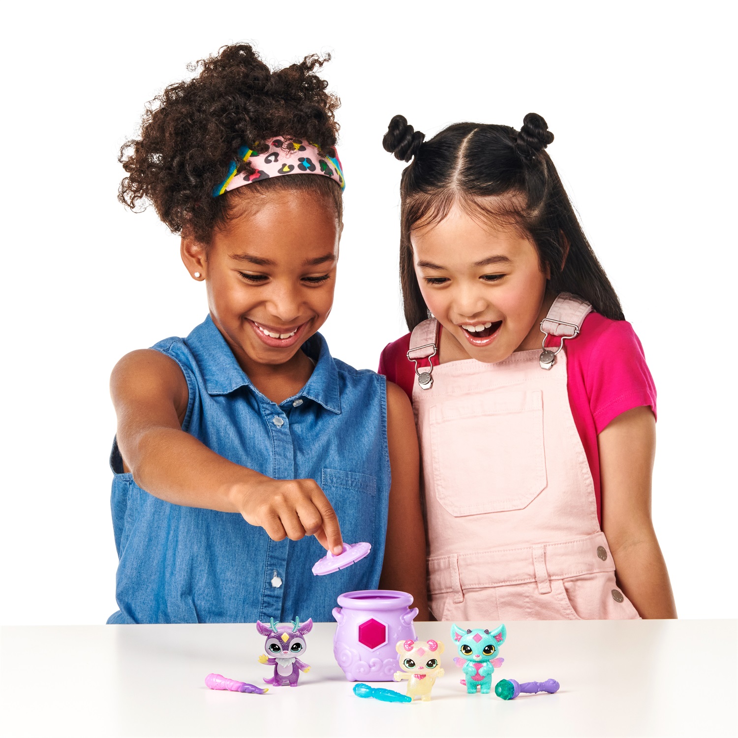 Moose Toys Magic Mixies Mixlings Sparkle Magic - Confezione da 4 Bacchette Magiche per Bambini dai 5 Anni