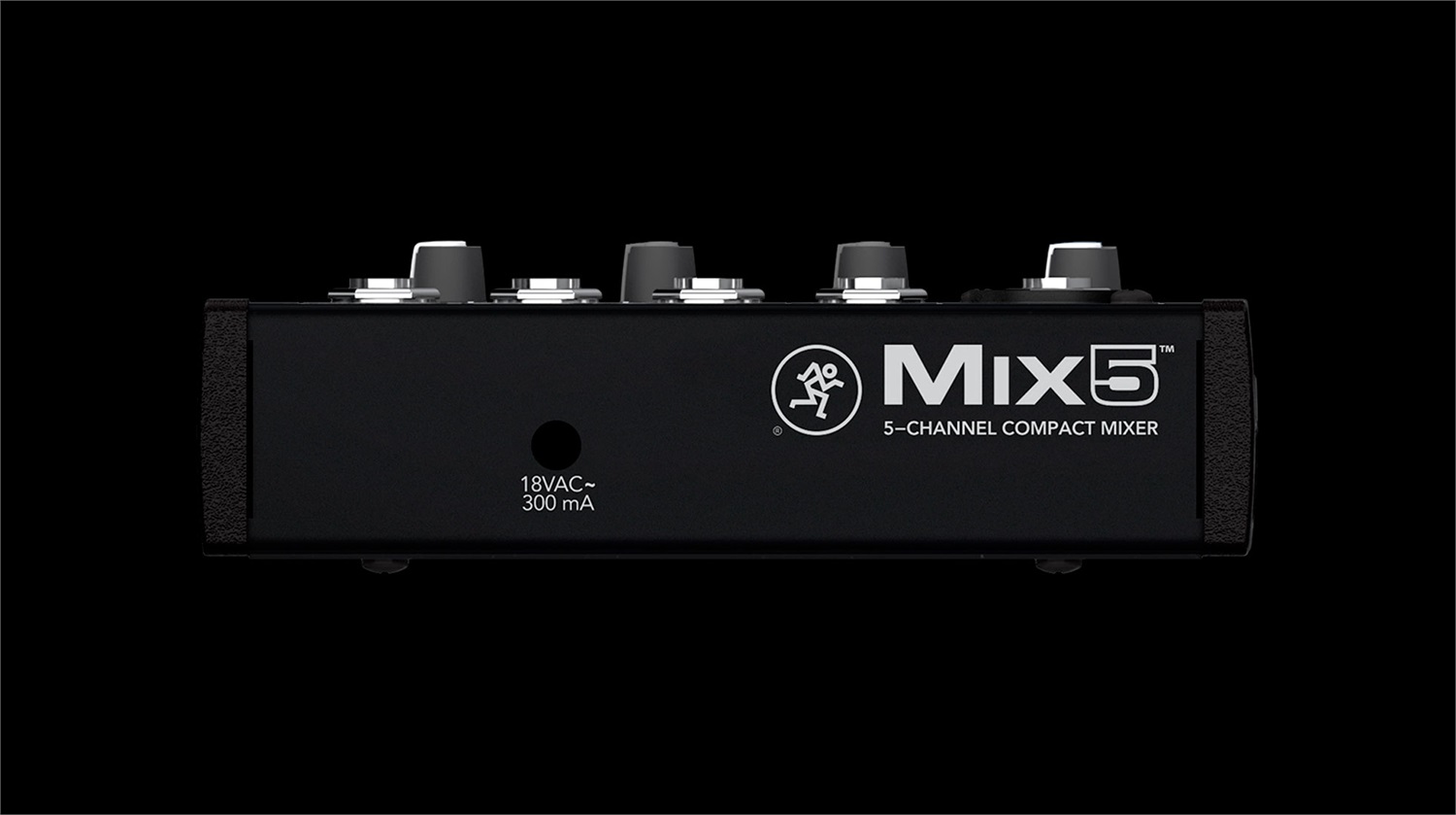 Mackie Mix5 Mixer Compatto a 5 Canali - Frequenza 20 - 30000 Hz, Impedenza 2000 Ohm, Dimensioni 14x19,6x4,3 cm, Nero
