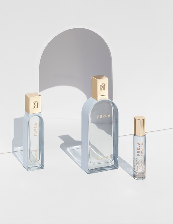 Furla Romantica Eau de Parfum 100 ml - Fragranza Floreale e Fruttata per Donna con Note di Peonia, Ribes Nero e Vaniglia