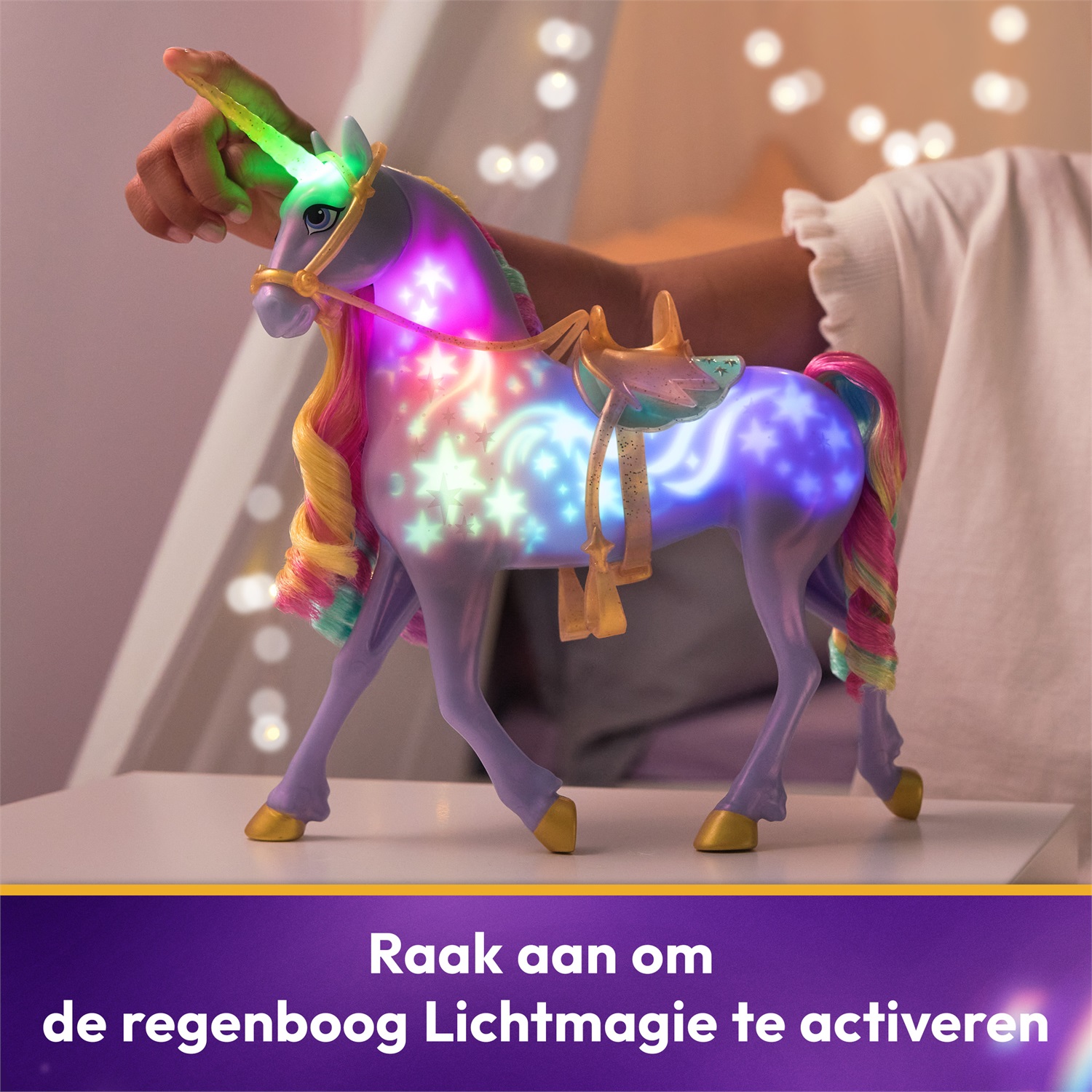 Spin Master Unicorn Academy Rainbow Light-up Wildstar - Unicorno Interattivo con Luci Arcobaleno, Suoni e Musica, 28 cm, per Bambine 4 Anni