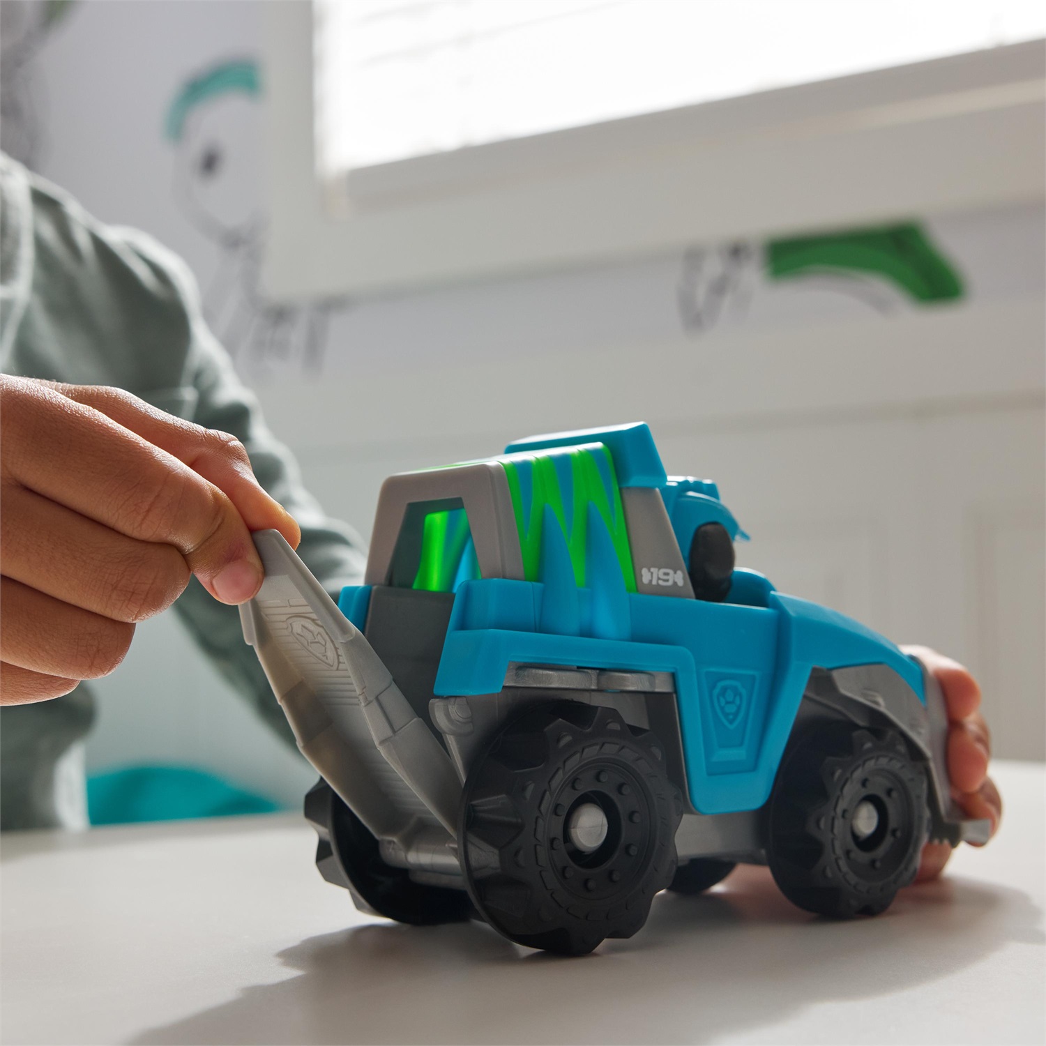 Spin Master Paw Patrol Veicolo di Salvataggio Dinosauri di Rex con Action Figure da Collezione - Giocattolo Sostenibile per Bambini 3 Anni