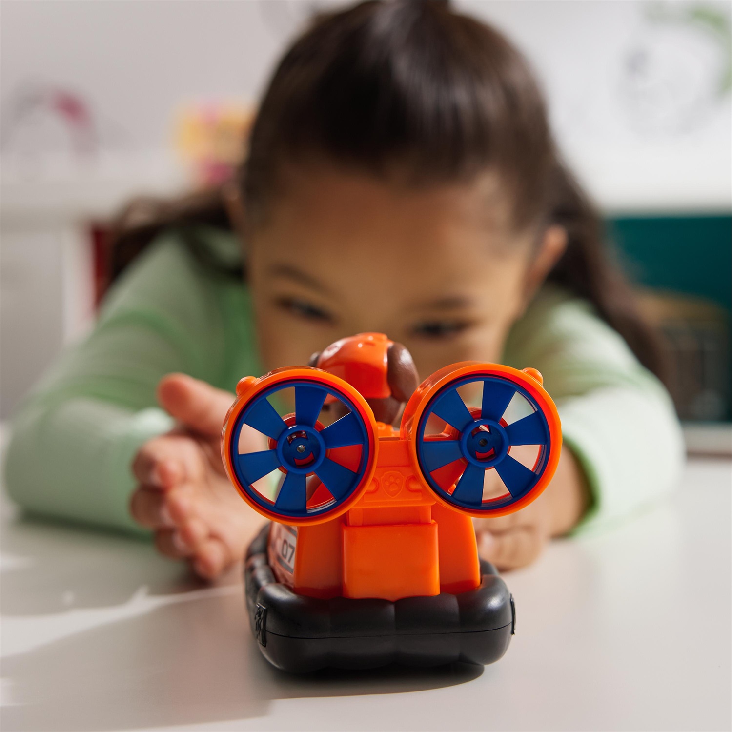 Paw Patrol Aeroscafo di Zuma - Veicolo Acquatico con Personaggio, Ruote Funzionanti ed Eliche Rotanti, 3 anni