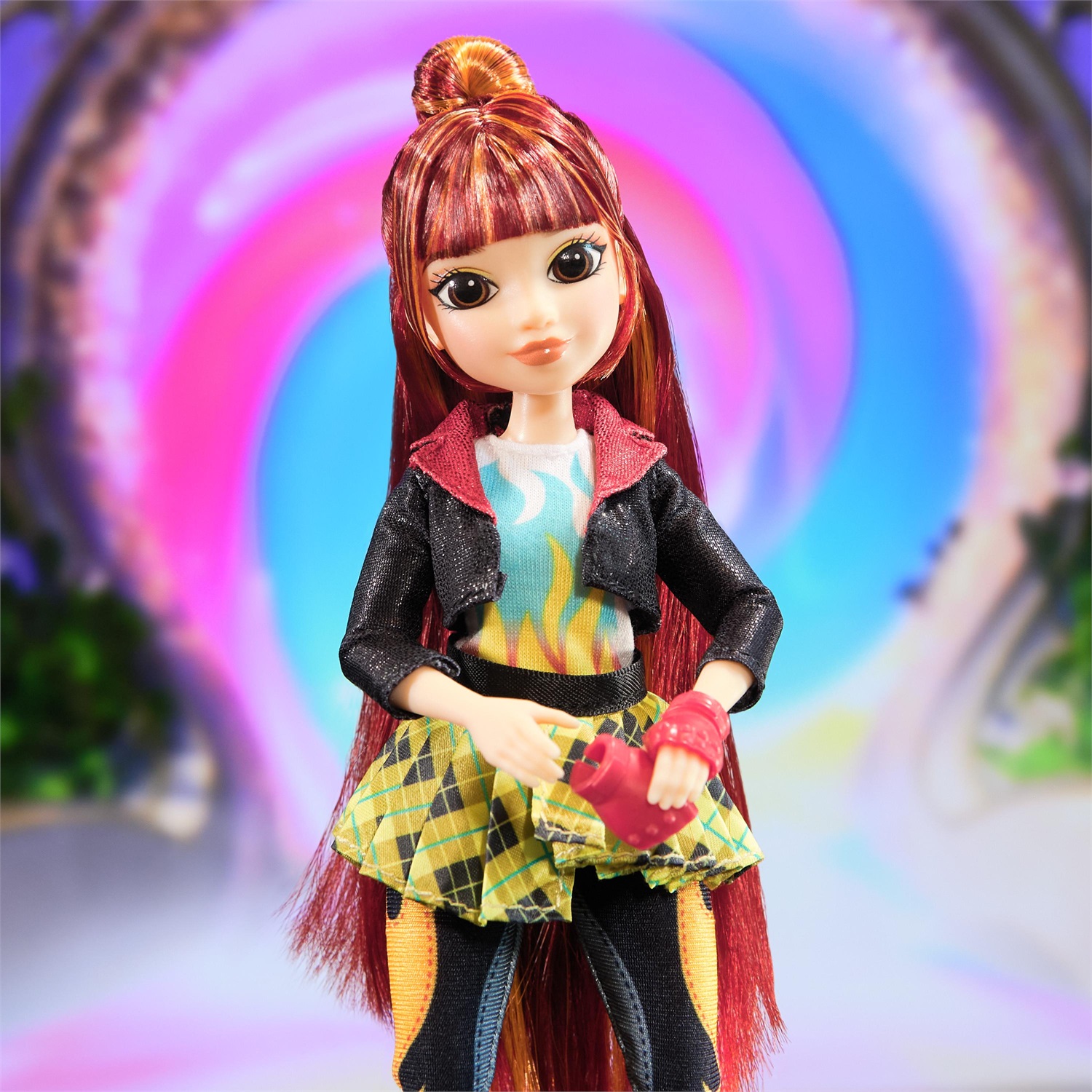 Spin Master Unicorn Academy Bambola Valentina 24 cm con Capelli con Mèches, 5 Accessori di Moda e Strumento per lo Styling, per Bambine dai 4 Anni