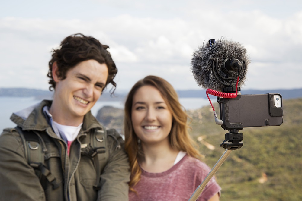 RØDE VideoMicro Nero - Microfono per fotocamera digitale, Direzionale Cardioide, Cablato, 100-20000 Hz, 42 g, Plug & Play