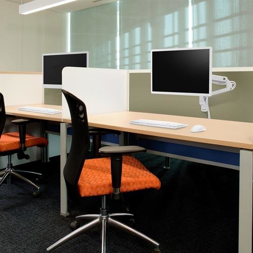 Ergotron MXV Wall Monitor Arm - Supporto a parete per monitor a schermo piatto 86,4 cm (34 pollici), Bianco, Capacità 9100 kg, Regolazione altezza e inclinazione