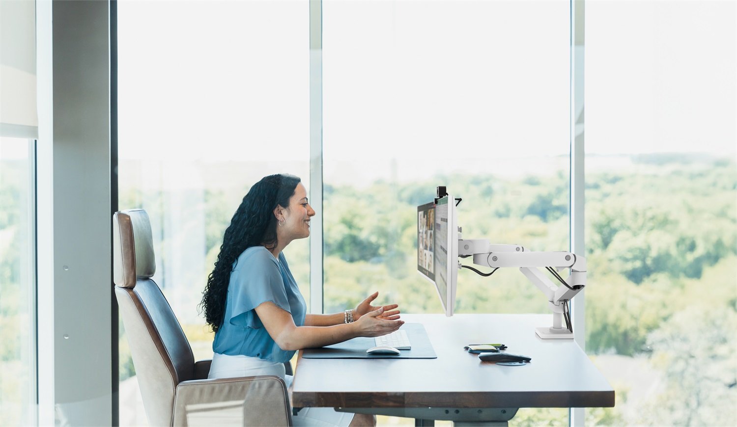 Ergotron LX Pro Series 45-686-290 Supporto a Parete per TV 68,6 cm (27