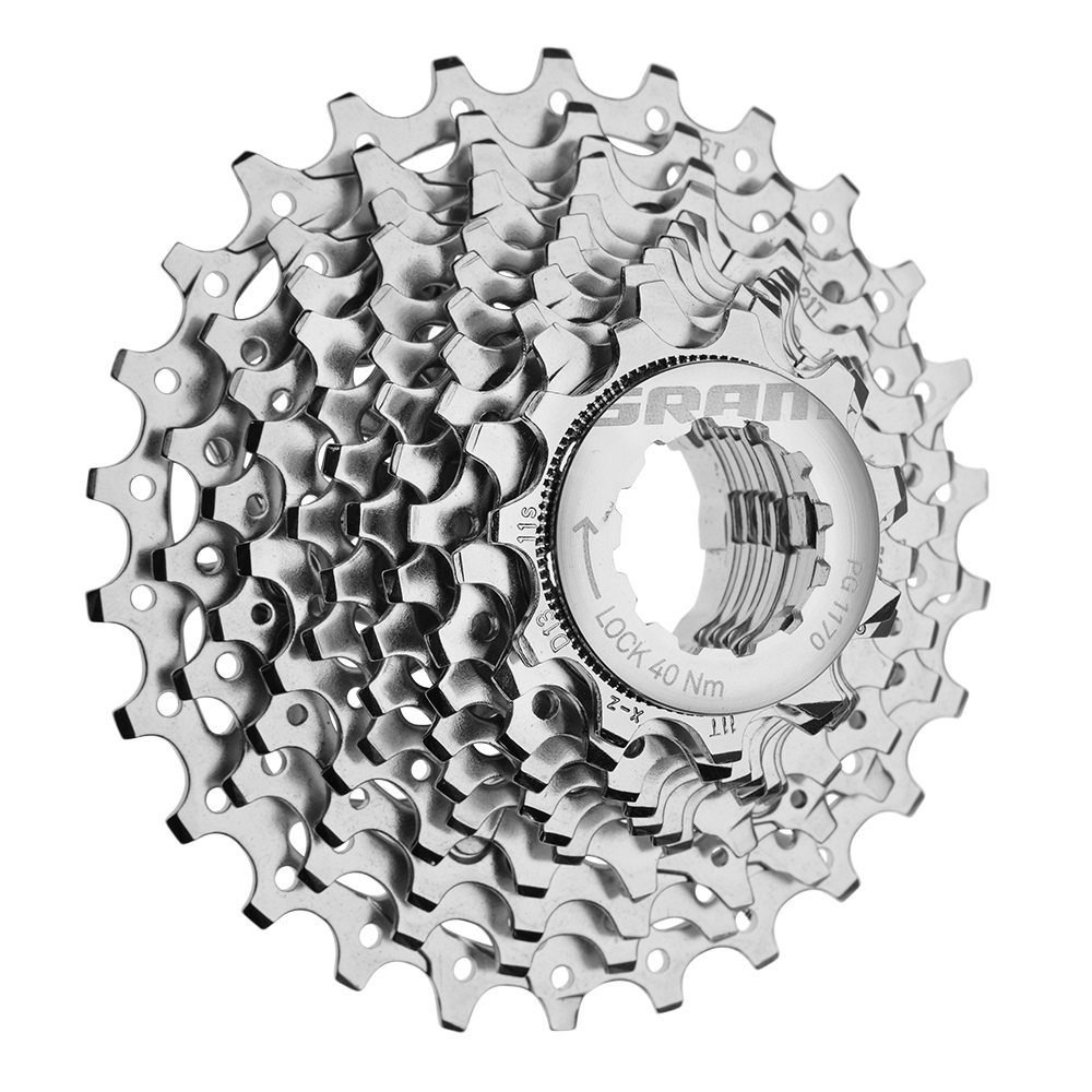 SRAM PG-1170 Cassetta Pignoni 11 Velocità 11-28 Denti in Acciaio Trattato Termicamente - Colore Argento