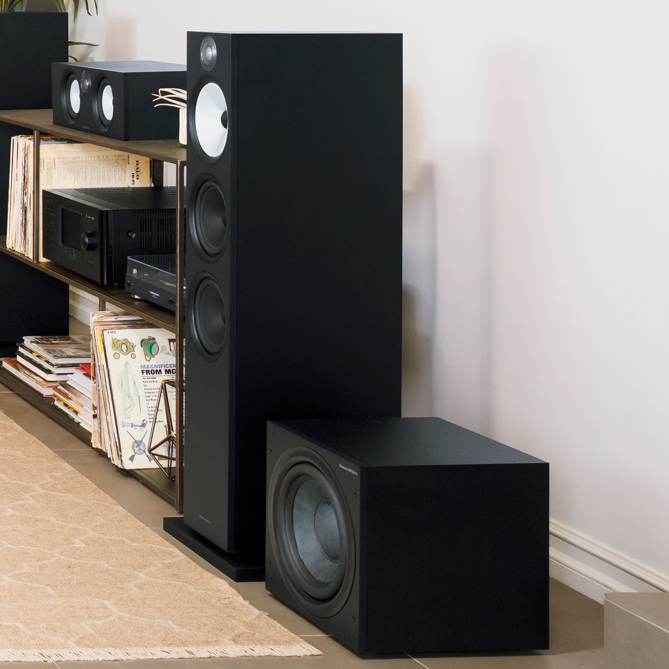 Bowers & Wilkins ASW610 Nero - Subwoofer attivo 200 W, 10 pollici