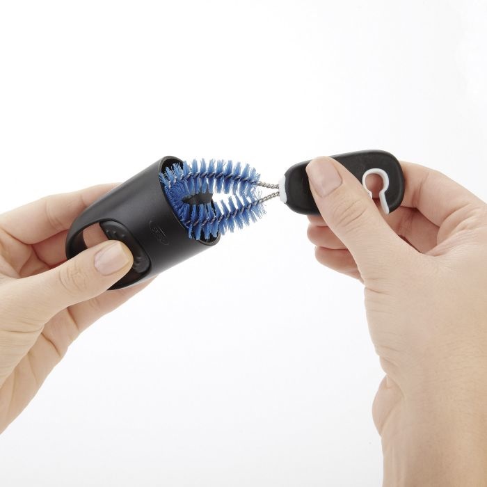 Oxo Good Grips Set di 3 Spazzole per la Pulizia di Borracce e Bottiglie - Design Ergonomico e Funzionalità 3-IN-1