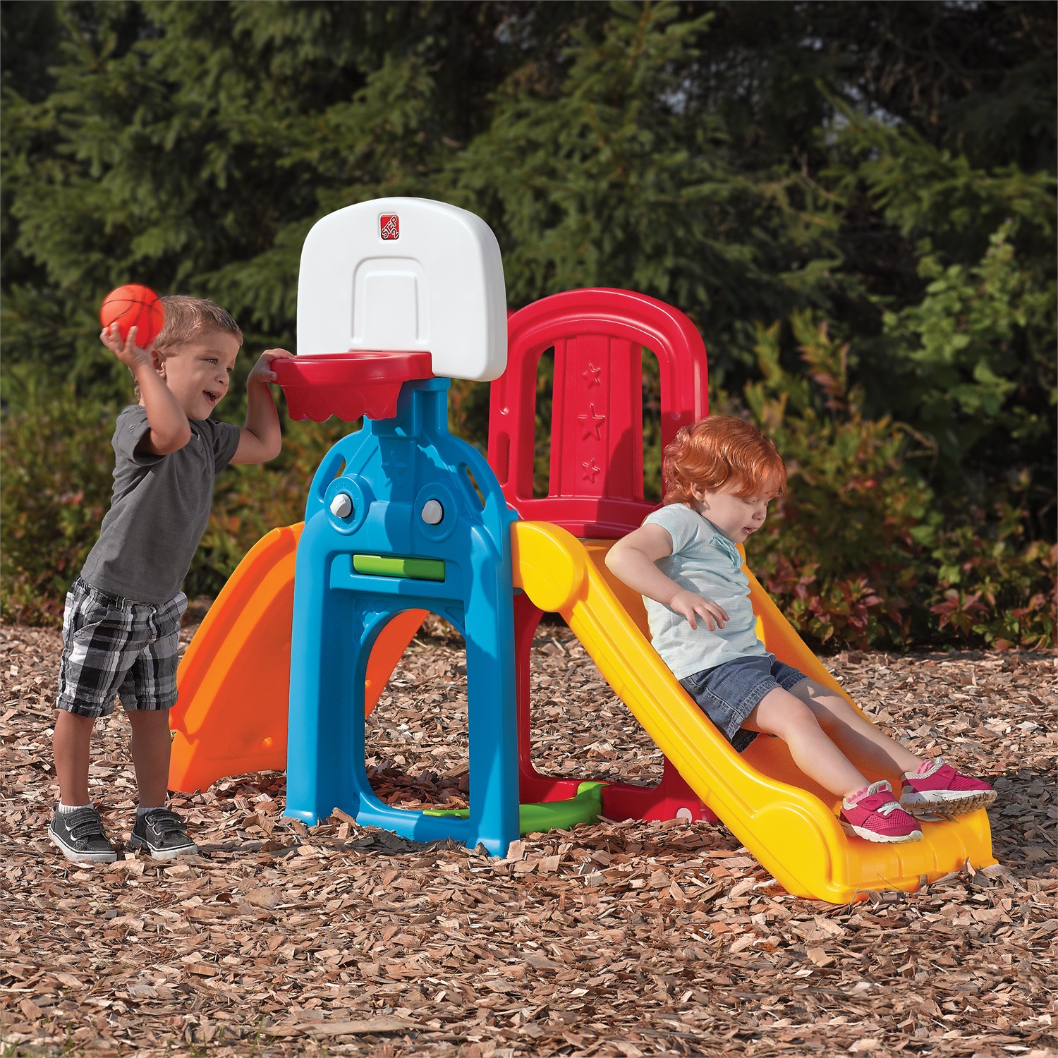 Step2 Scivolo Arrampicatoio Multisport - Gioco Multifunzionale per Bambini con Scivolo, Arrampicata e Canestro