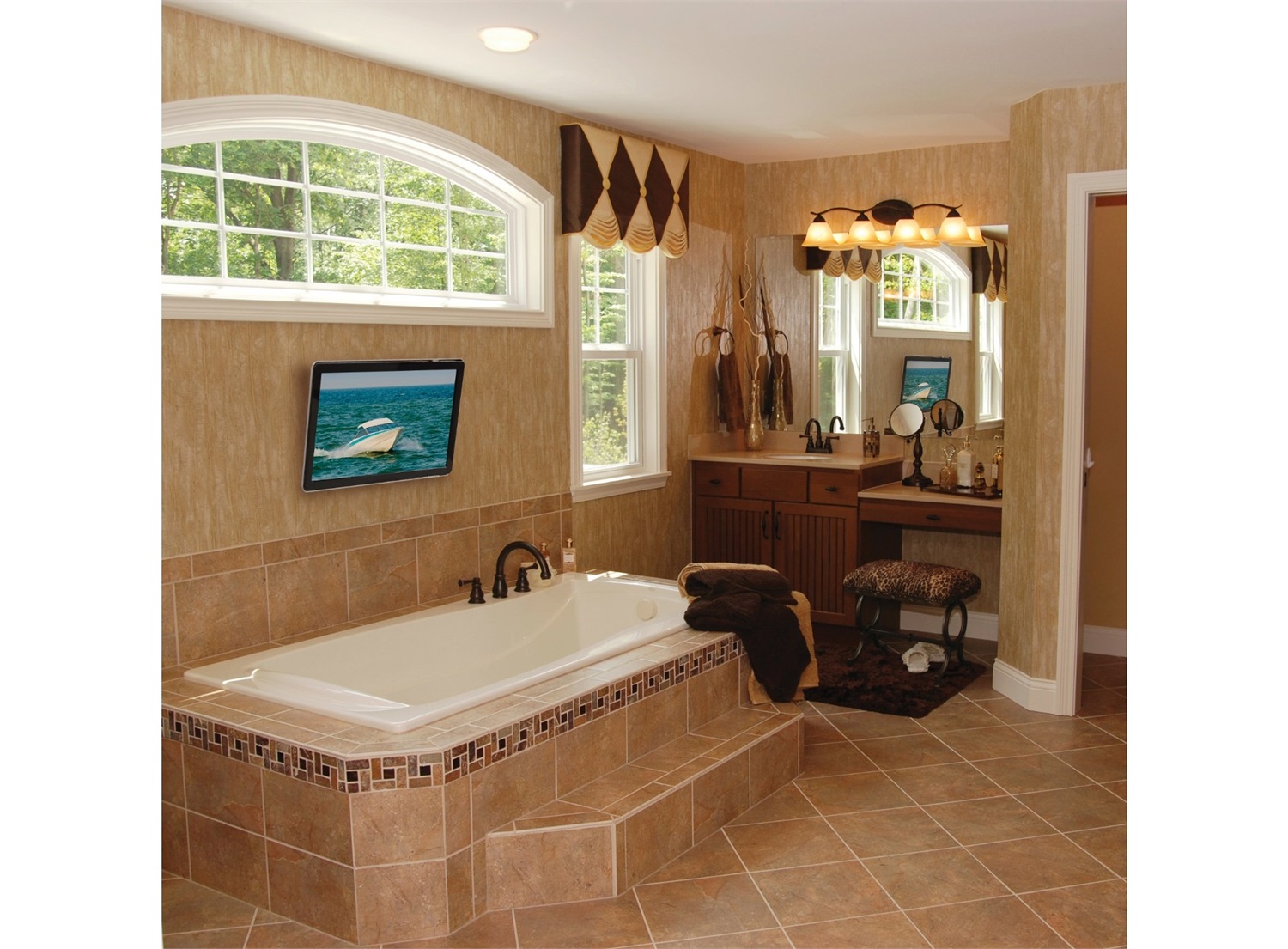 Peerless-AV PT630 - Supporto da parete inclinabile per TV da 10