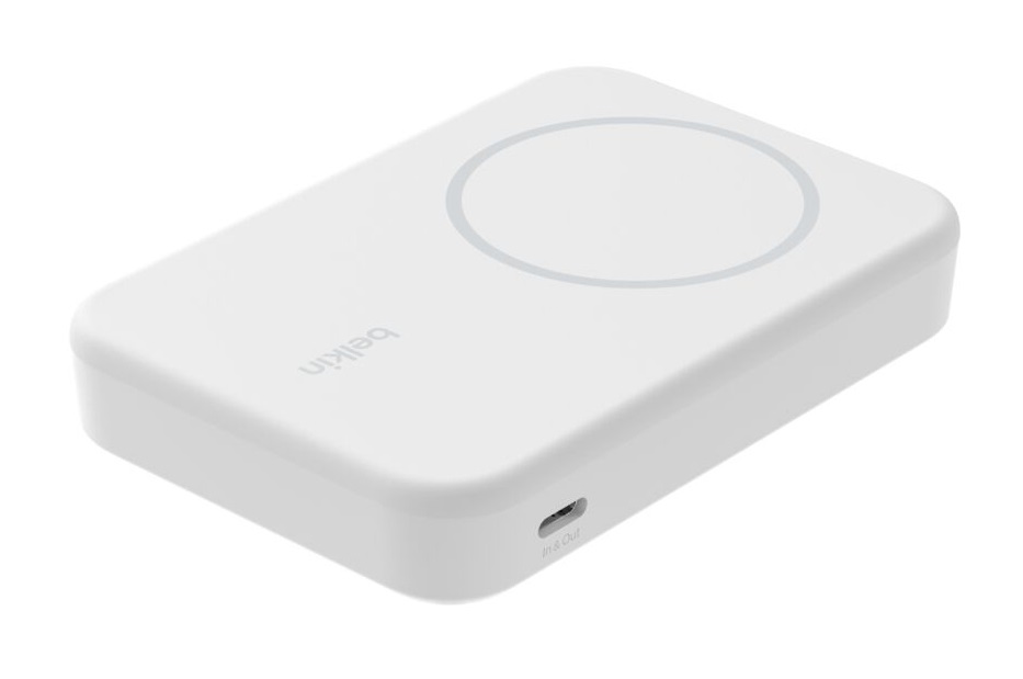 Belkin BoostCharge Pro Power Bank Wireless 8000 mAh con Qi2 e Supporto Integrato per iPhone - Bianco