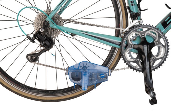 Park Tool CM-5.3 Scrubber a Catena a Ciclone Blu - Compatibile con Biciclette Multi-Velocità, Manico Robusto e Serbatoio per Liquido Sgrassante