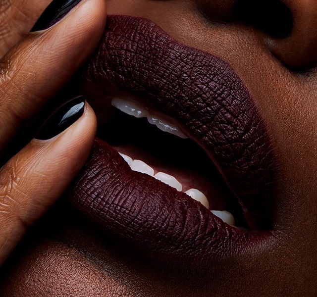 MAC Cosmetics Retro Matte Liquid Lipcolour High Drama 5 ml - Rossetto Liquido Opaco a Lunga Tenuta