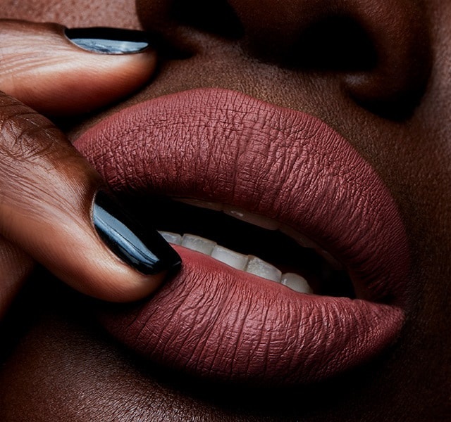 MAC Cosmetics Retro Matte Liquid Lipcolour Topped With Brandy - Rossetto Liquido 5 ml Opaco a Lunga Tenuta