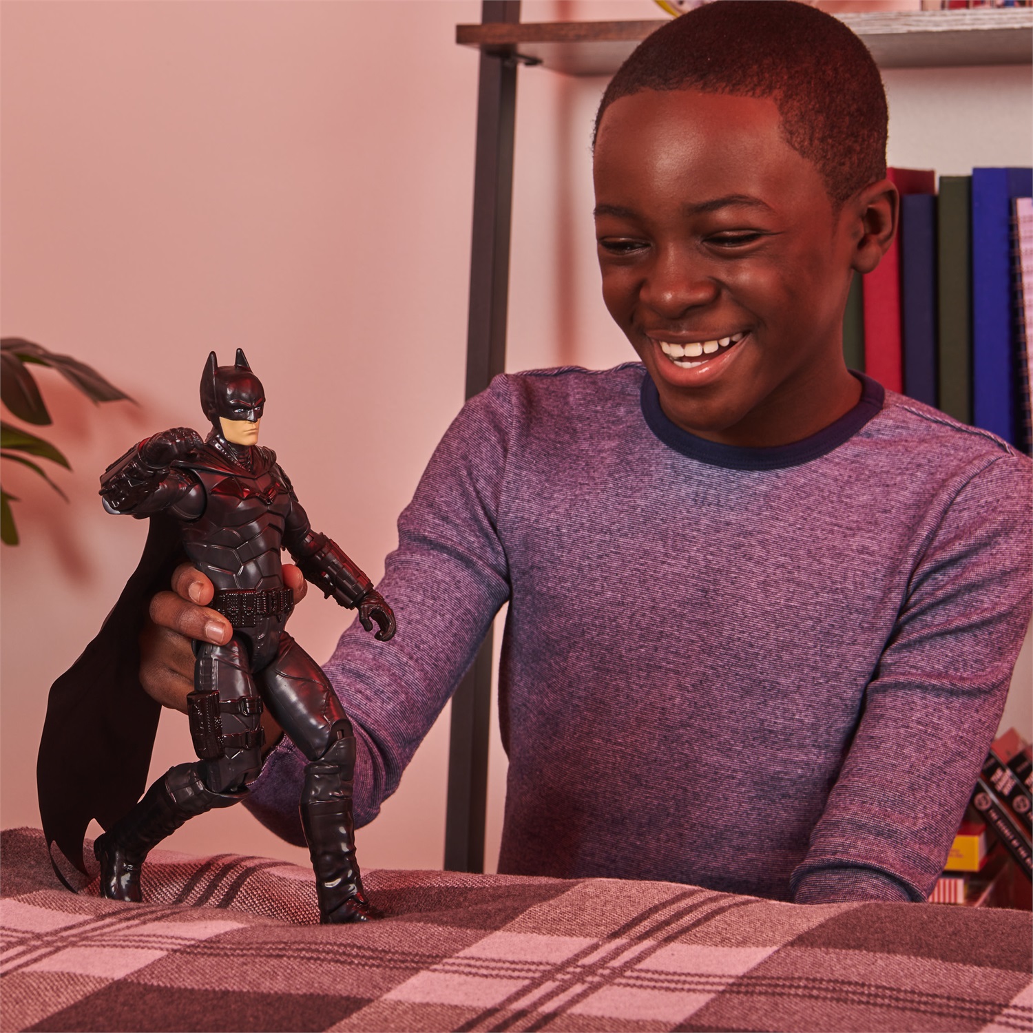 DC Comics - Batman Il Film Personaggio da 30 cm con 11 Punti di Articolazione, Oggetto da Collezione per Bambini e Bambine dai 3 Anni in su