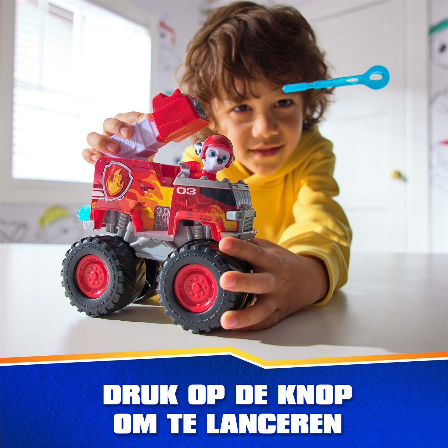 Paw Patrol: Rescue Wheels, Camion dei Pompieri di Marshall con Lanciamissili, Ruote Giganti e Action Figure Collezionabile, Giocattolo per Bambini e Bambine dai 3 Anni in Su
