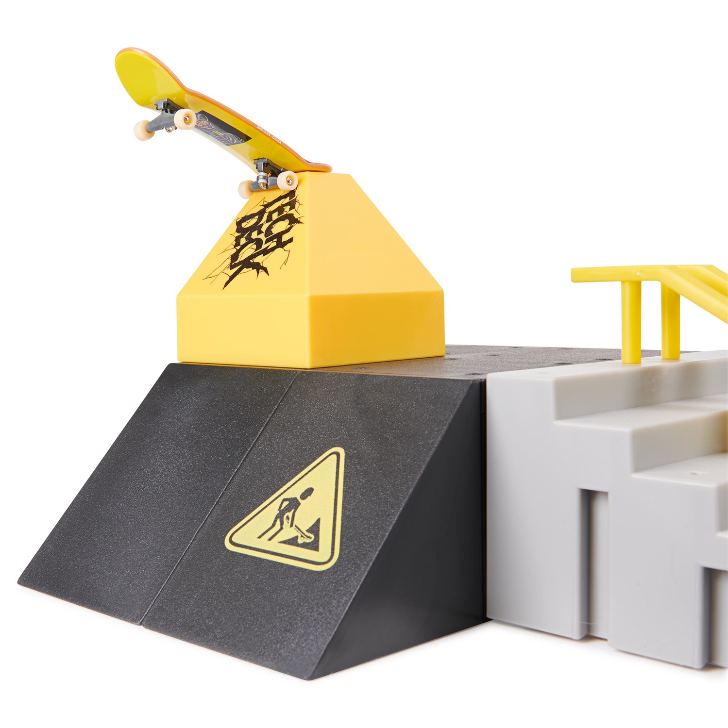 Tech Deck Pyramid Shredder X-Connect Park Creator - Set di Rampe Personalizzabili con Fingerboard Speciale per Bambini da 6 Anni in Su