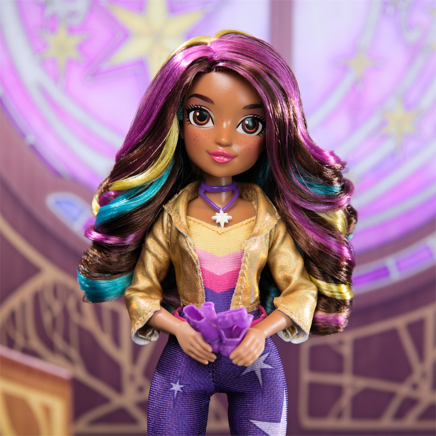 Unicorn Academy Bambola Sophia 24 cm con Capelli Arcobaleno, 6 Accessori alla Moda e Strumento per lo Styling, per Bambine 4 Anni