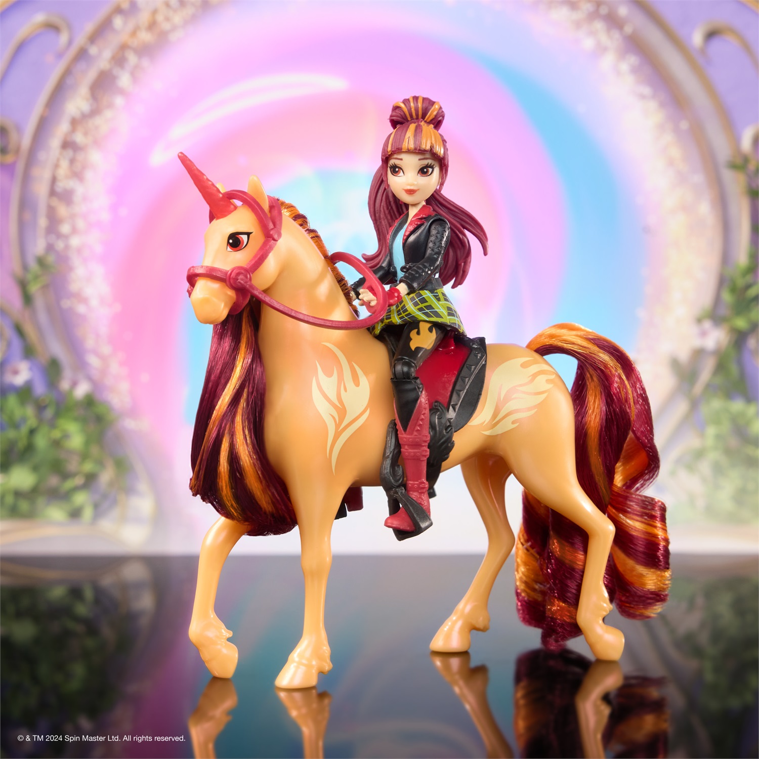 Spin Master Unicorn Academy Set Valentina & Cinder con Bambola Snodabile da 11,5 cm, Unicorno e 2 Accessori per l'Equitazione e Styling dei Capelli, Giocattolo per Bambine 4 Anni