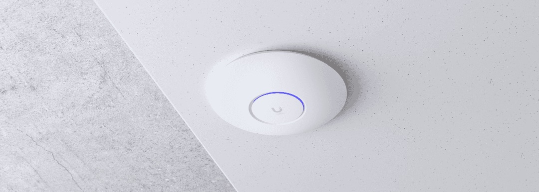 Ubiquiti U6 Access Point Wireless Wi-Fi 6 Dual Band 2402 Mbit/s PoE Bianco