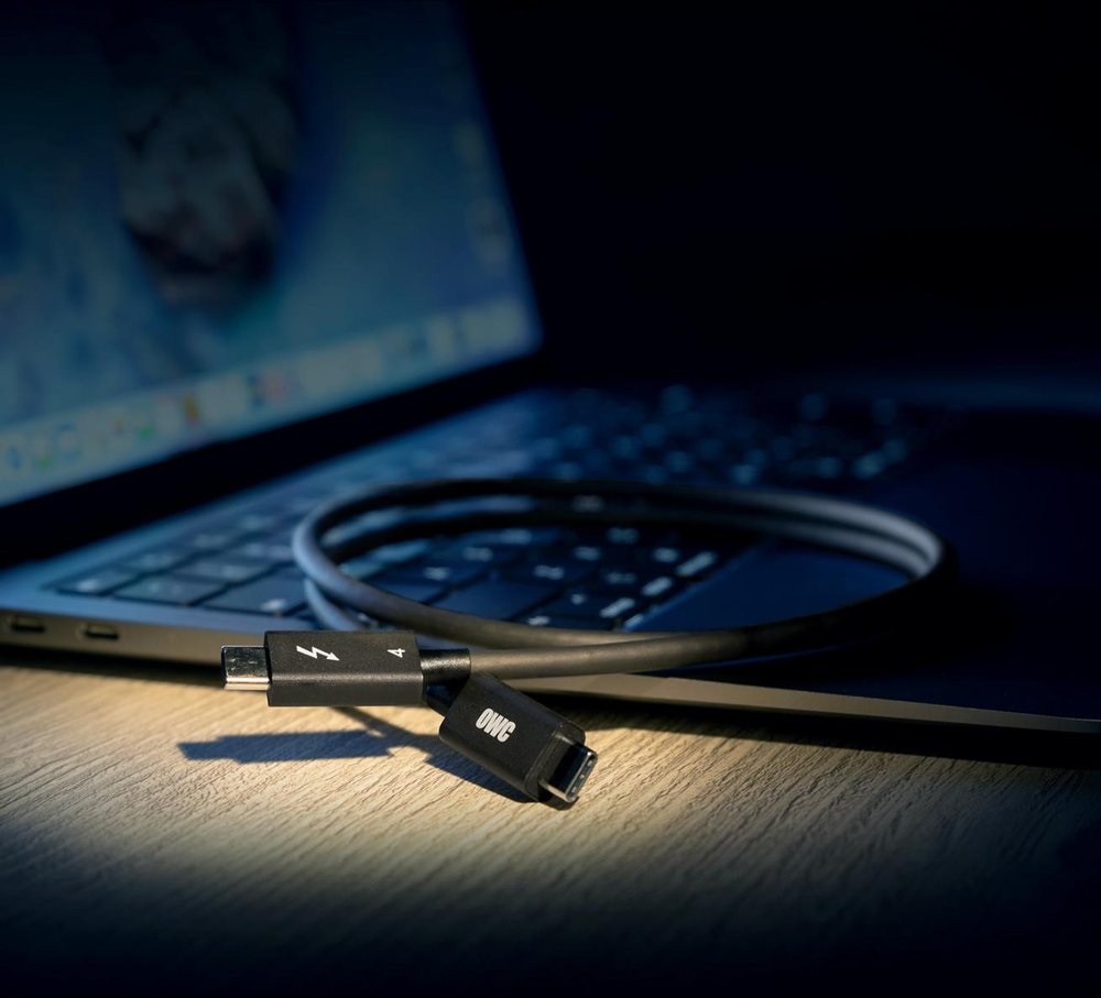 OWC OWCCBLTB4C2.0M Cavo Thunderbolt 2 m 40 Gbit/s Nero - Compatibile con Thunderbolt 3