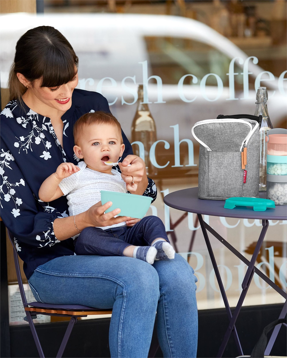 Skip Hop Easy-Serve Travel Bowl & Spoon - Set da Viaggio Ergonomico per Bambini, Colore Verde Foglia di Tè, 1 pz