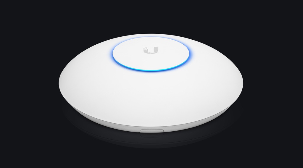 Ubiquiti UAP-XG Access Point WLAN Bianco 1733 Mbit/s Power over Ethernet (PoE), Dual-Band, fino a 1500 utenti, Multi User MIMO