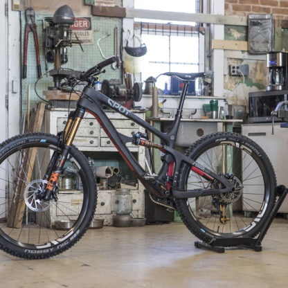 Feedback Sports Rakk XL - Supporto per Bicicletta Nero, Compatibile con Bici Mid-Fat e Fatbike, Pieghevole e Versatile