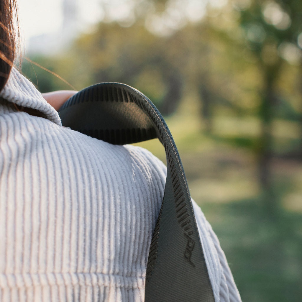 Peak Design Slide Sage - Tracolla per Fotocamera in Pelle e Nylon Verde Salvia, 3 Cinture in 1, Imbottitura Comfort