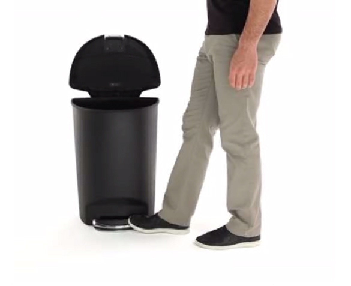 Simplehuman Pattumiera a Pedale Semi-Rotonda in Plastica Nera da 50 L