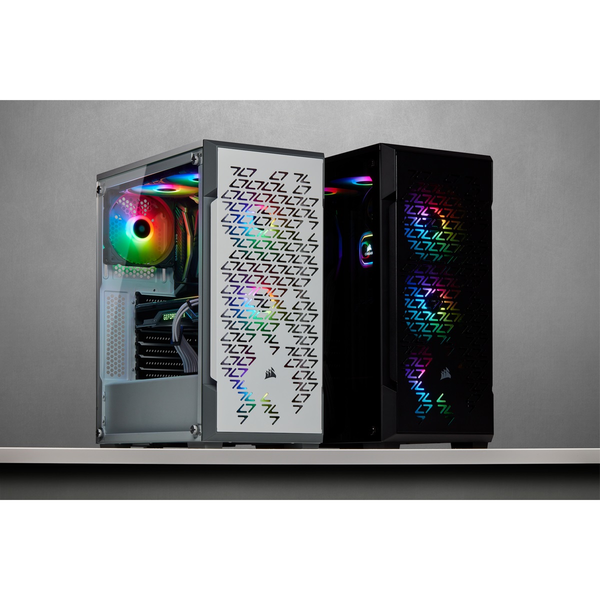 Corsair iCUE 220T RGB Airflow Midi Tower Bianco - Case Gaming ATX con Finestra in Vetro Temprato e Design Ottimizzato per il Raffreddamento