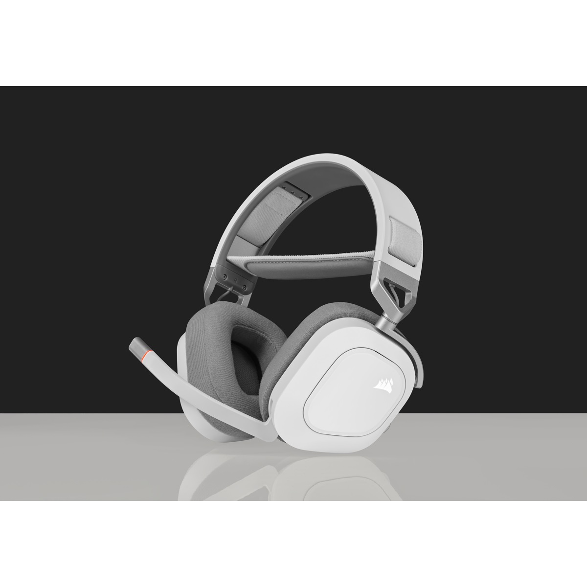 Corsair HS80 RGB Cuffie Gaming Wireless Bianco con Microfono Omnidirezionale, Audio Surround 7.1 e Dolby Atmos, Compatibili con PC, Mac, PS5 e PS4