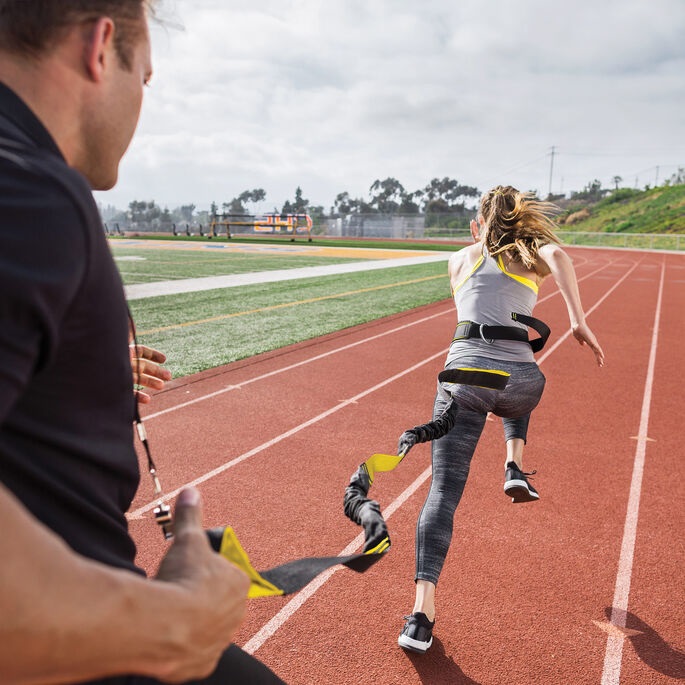 SKLZ Allenatore di accelerazione - Cinghia regolabile con sgancio rapido per allenamento di resistenza, aumenta velocità e potenza, colore nero