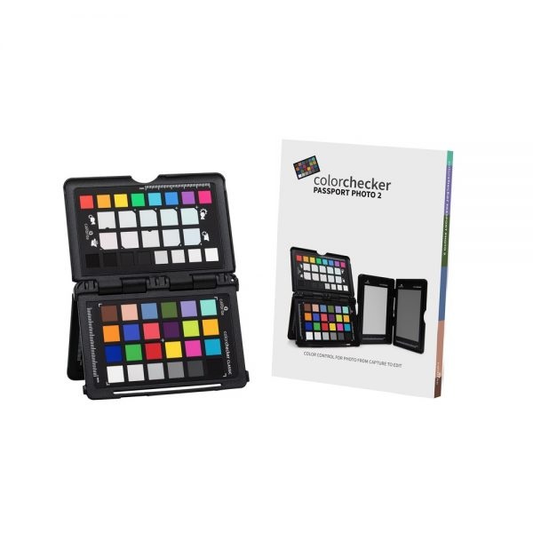 Calibrite ColorChecker Passport Photo 2 - Strumento portatile per esposizione corretta e colori accurati, compatibile con Lightroom e Photoshop