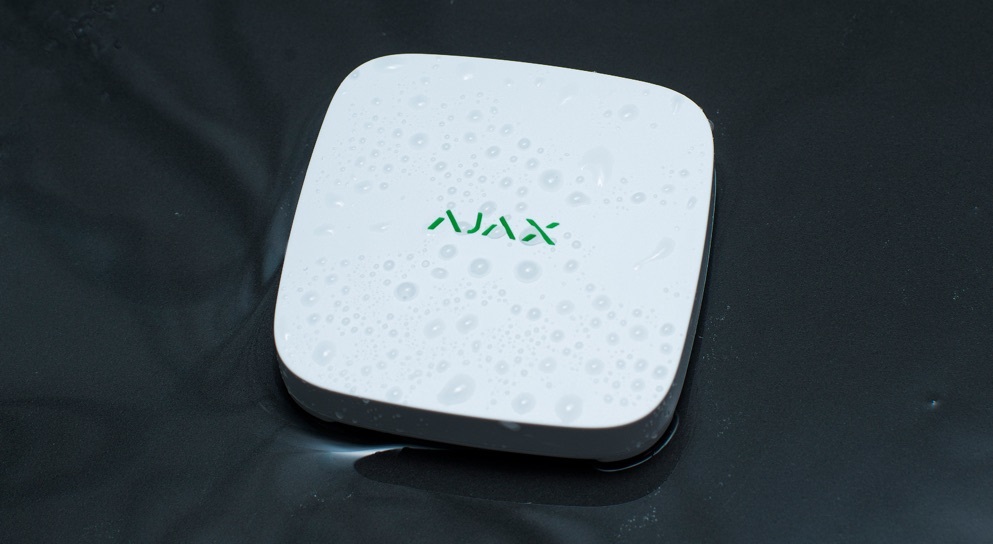 Ajax LeaksProtect Rivelatore di Allagamento Wireless Bianco - Comunicazione 868 MHz, Portata Fino a 1300m, Protezione IP65