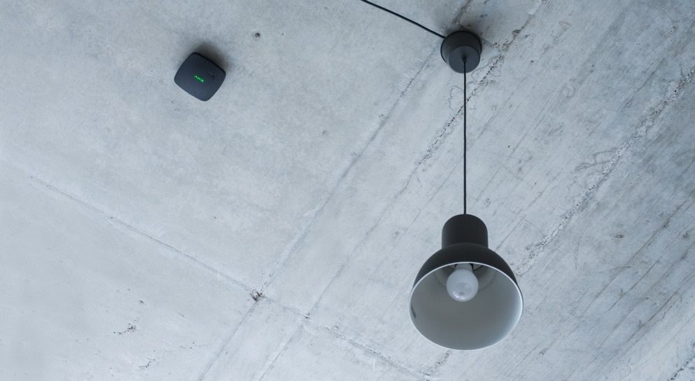 AJAX FireProtect Rivelatore di Fumo Senza Fili con Sensore di Temperatura - Colore Nero