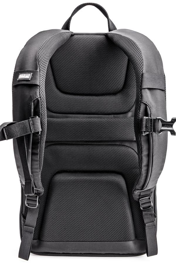 Think Tank Urban Approach 15 Zaino Nero - Compatibile con Mirrorless, Tascone per Smartphone, Maniglia per Bagagli