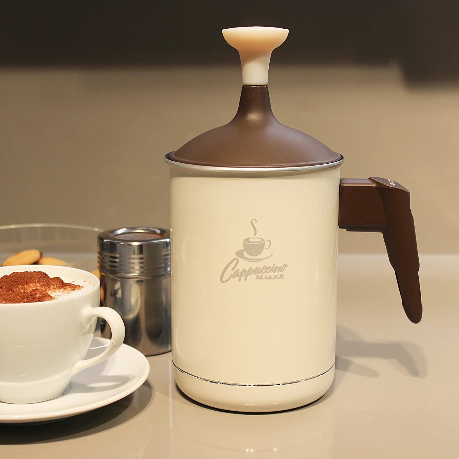 Pedrini Montalatte Cappuccinatore 0,5 lt in Acciaio Inox con Manico Soft Touch - Ideale per Latte di Soia, Avena e Mandorla