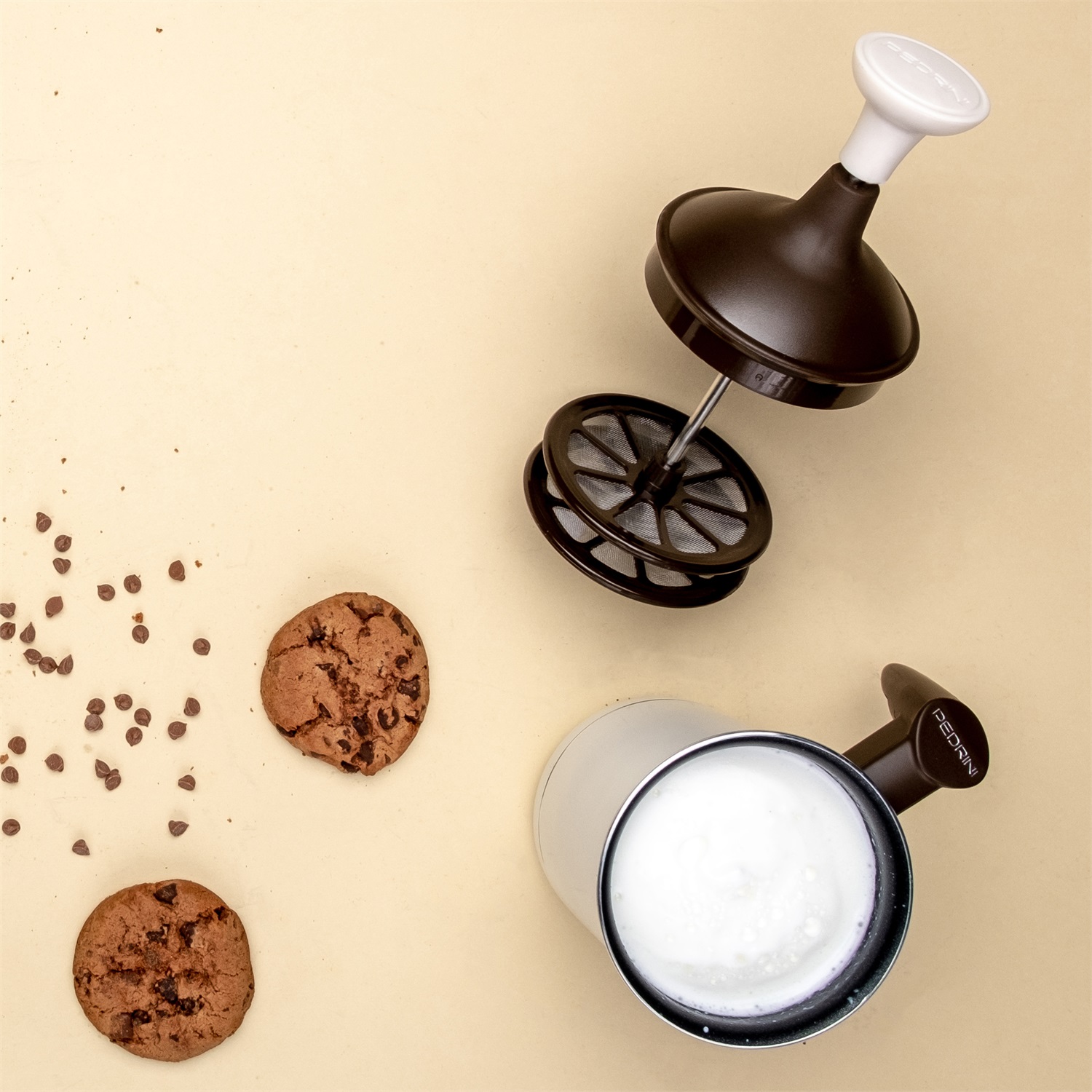 Pedrini Montalatte Cappuccinatore 0,5 lt in Acciaio Inox con Manico Soft Touch - Ideale per Latte di Soia, Avena e Mandorla