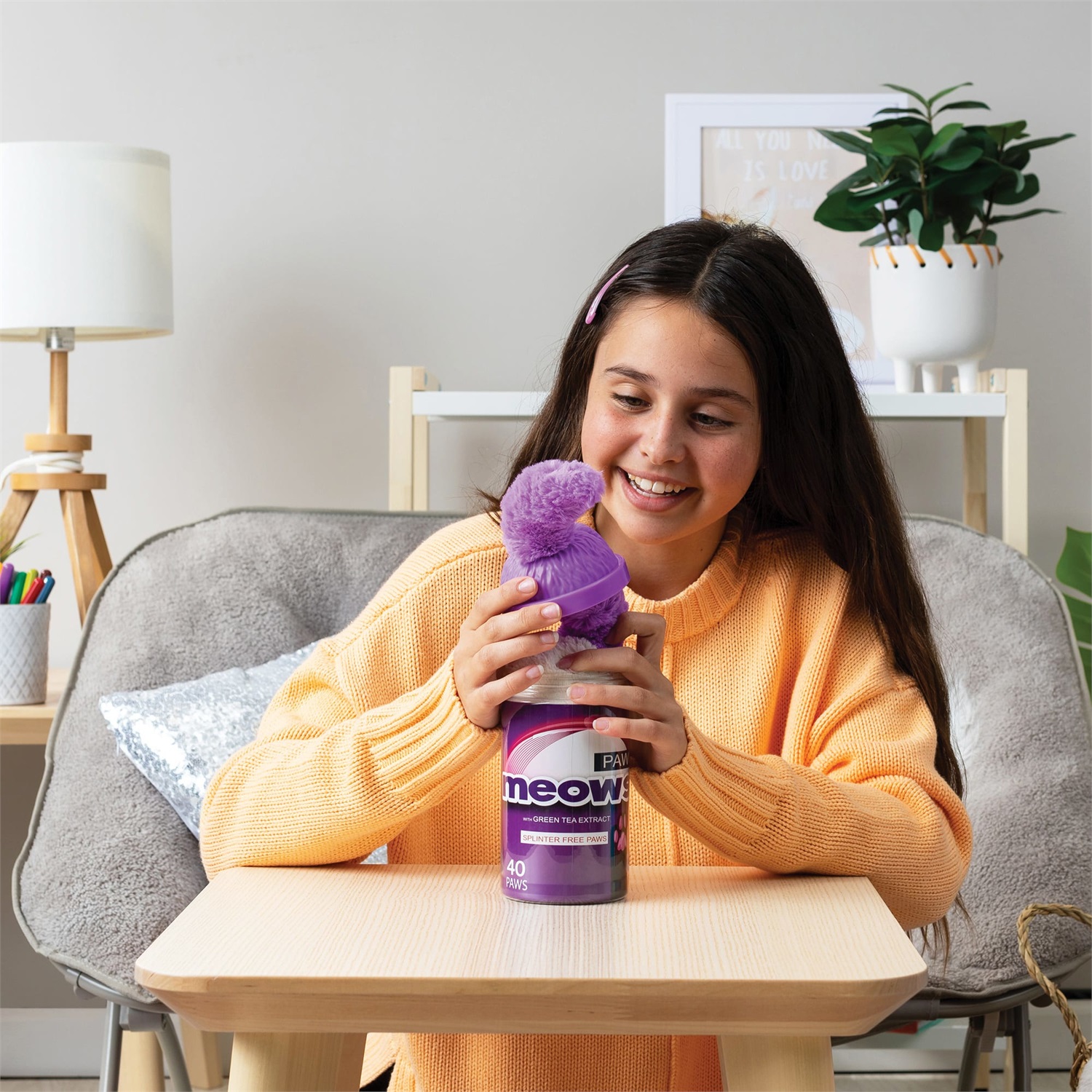 Basic Fun Misfittens Gatto di Peluche a Sorpresa - Giocattolo da Collezione Morbido per Bambini dai 4 Anni in Su