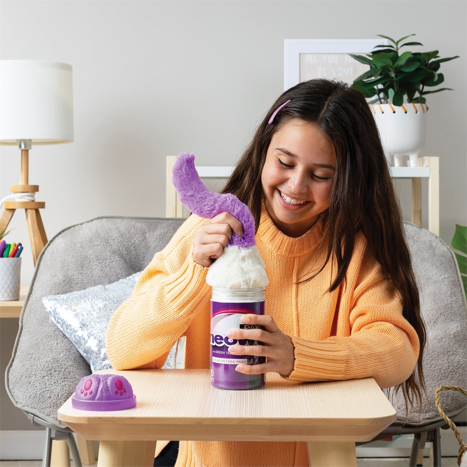 Basic Fun Misfittens Gatto di Peluche a Sorpresa - Giocattolo da Collezione Morbido per Bambini dai 4 Anni in Su