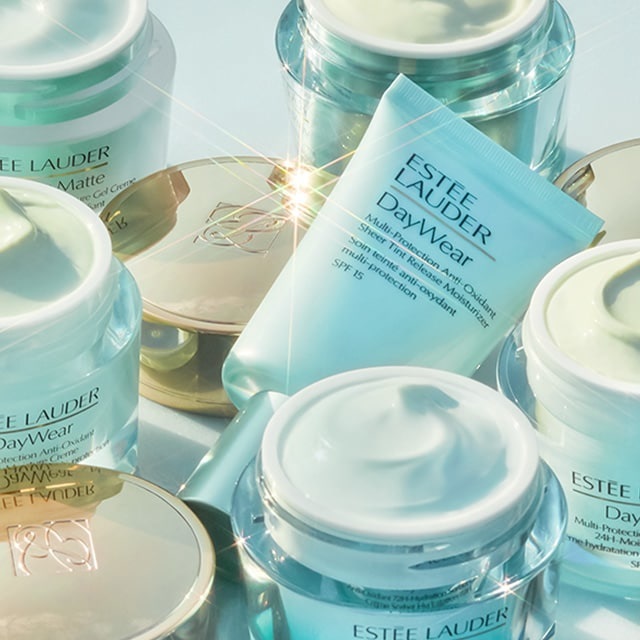 Estée Lauder DayWear Multi-Protection Anti-Oxidant Sheer Tint Release Moisturizer SPF 15 - Crema Idratante Colorata 30ml