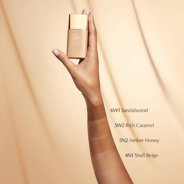 Estée Lauder Double Wear Sheer Matte Long-Wear Makeup SPF 20 4N1 Shell Beige 30 ml - Fondotinta Leggero con Finish Naturale e Copertura Modulabile