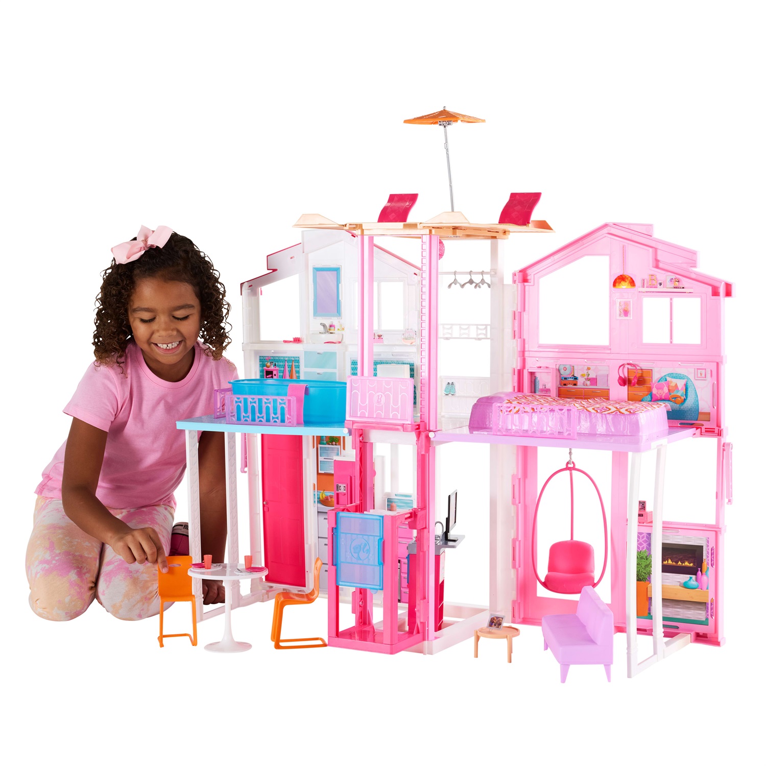 Barbie Casa di Malibu - Playset a 3 Piani con Ascensore, Altalena, Mobili e Accessori Inclusi, Chiudibile per il Trasporto, Età 3