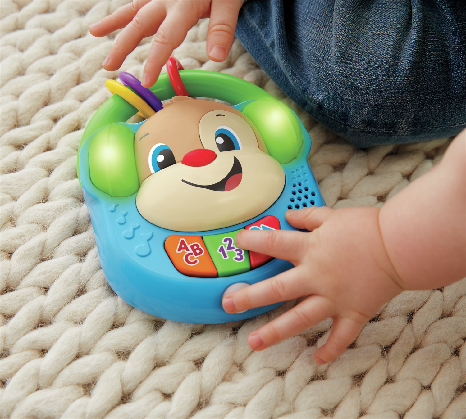 Fisher-Price Lettore Musicale Canta e Impara - Giocattolo Elettronico per Bambini 6-36 Mesi, Introduzione a Alfabeto, Numeri, Forme e Colori